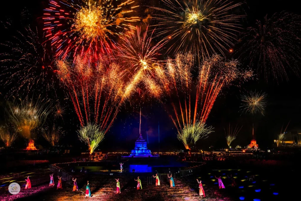 cad countdown chiang mai fireworks 4